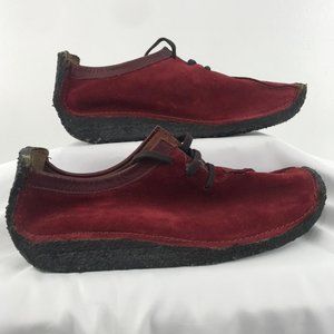 Clarks leather tie ups red Oxford